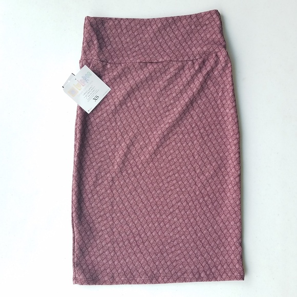 LuLaRoe Dresses & Skirts - NWT LuLaRoe Cassie Pink Pattern